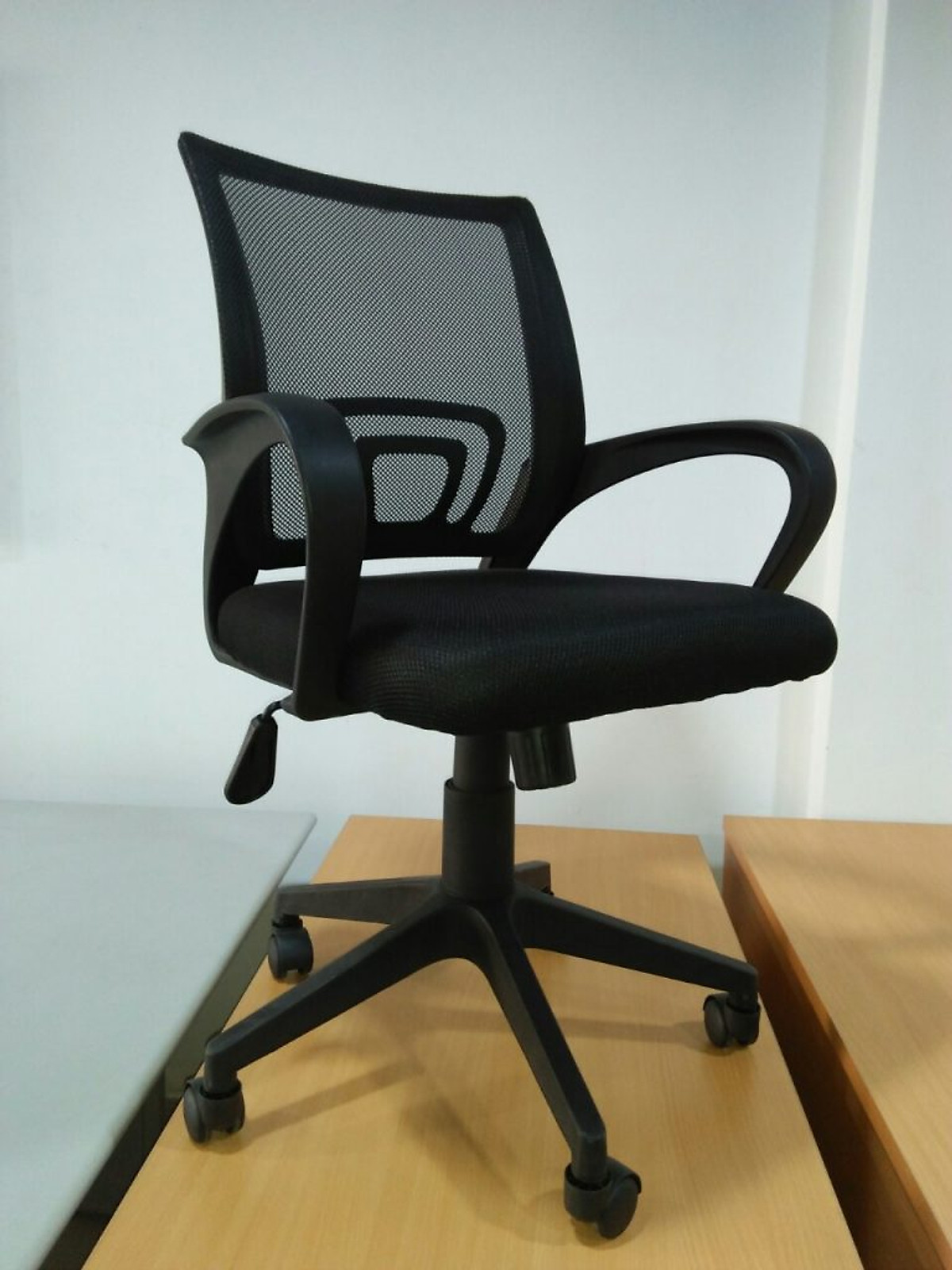 Ghế lưới nhân viên GL113